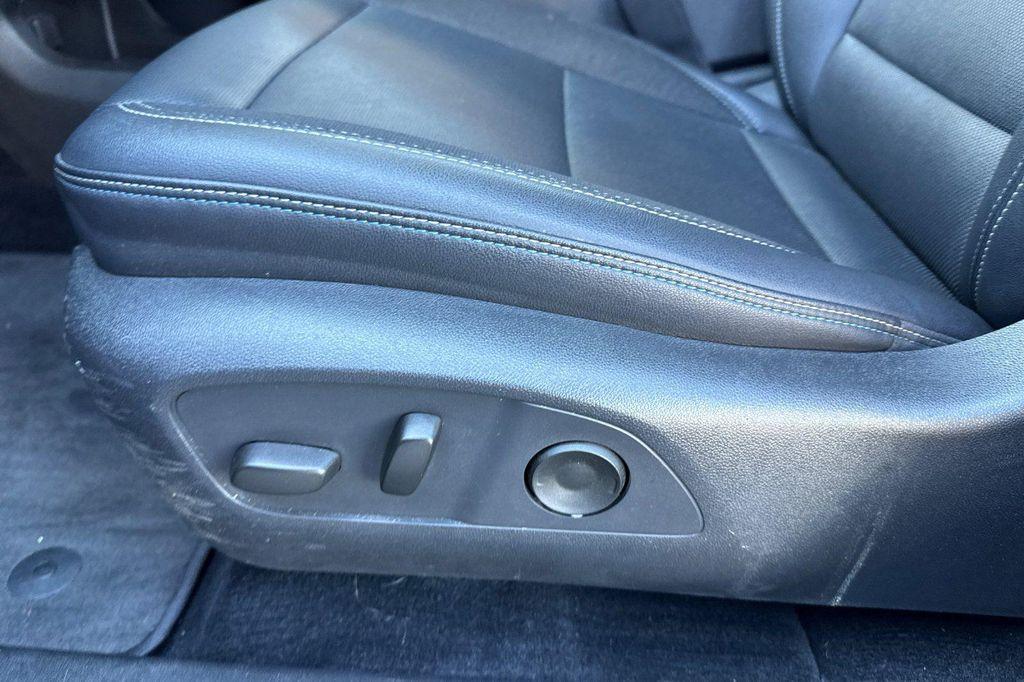 used 2025 Chevrolet Equinox EV car, priced at $23,723