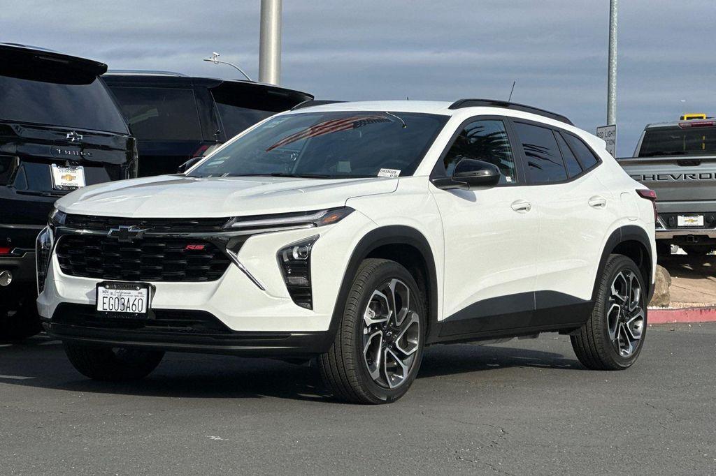 used 2025 Chevrolet Trax car, priced at $23,998