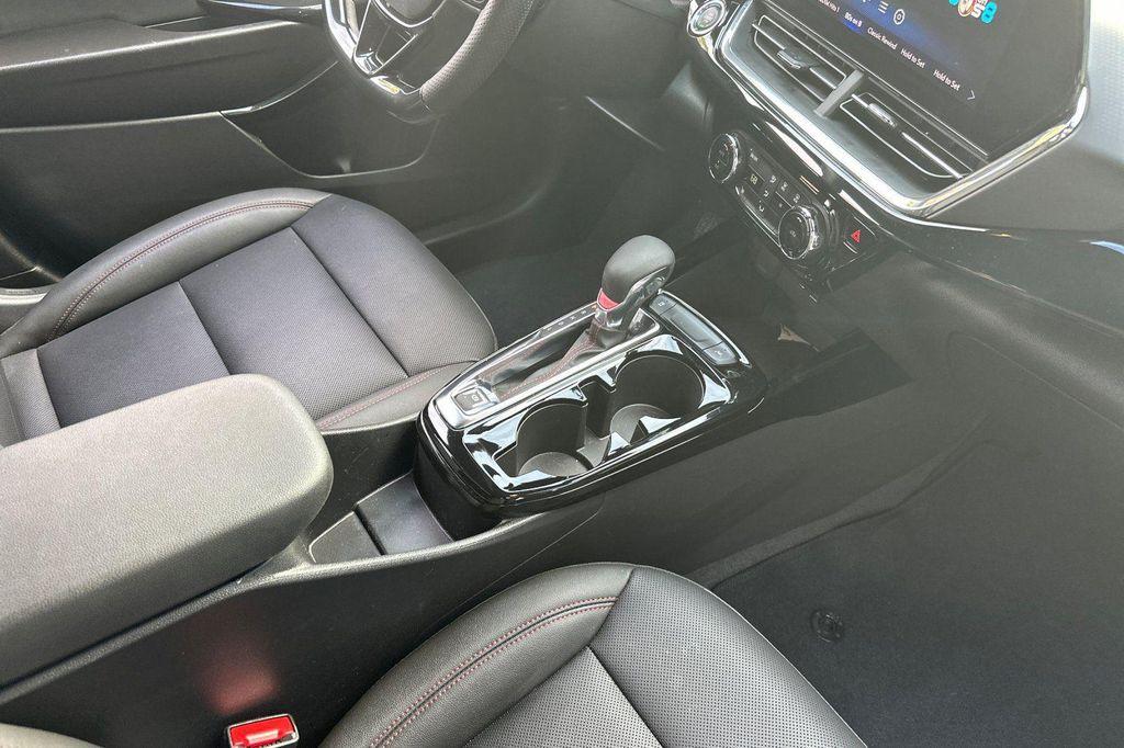 used 2025 Chevrolet Trax car, priced at $22,293