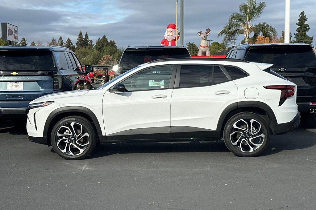 used 2025 Chevrolet Trax car, priced at $23,998