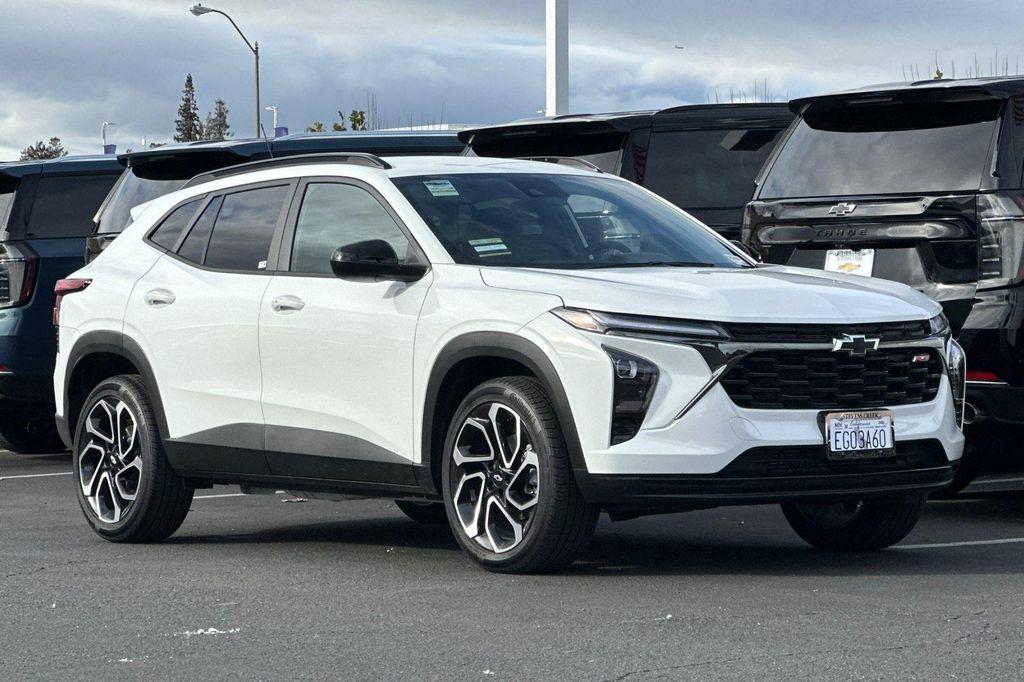 used 2025 Chevrolet Trax car, priced at $23,998