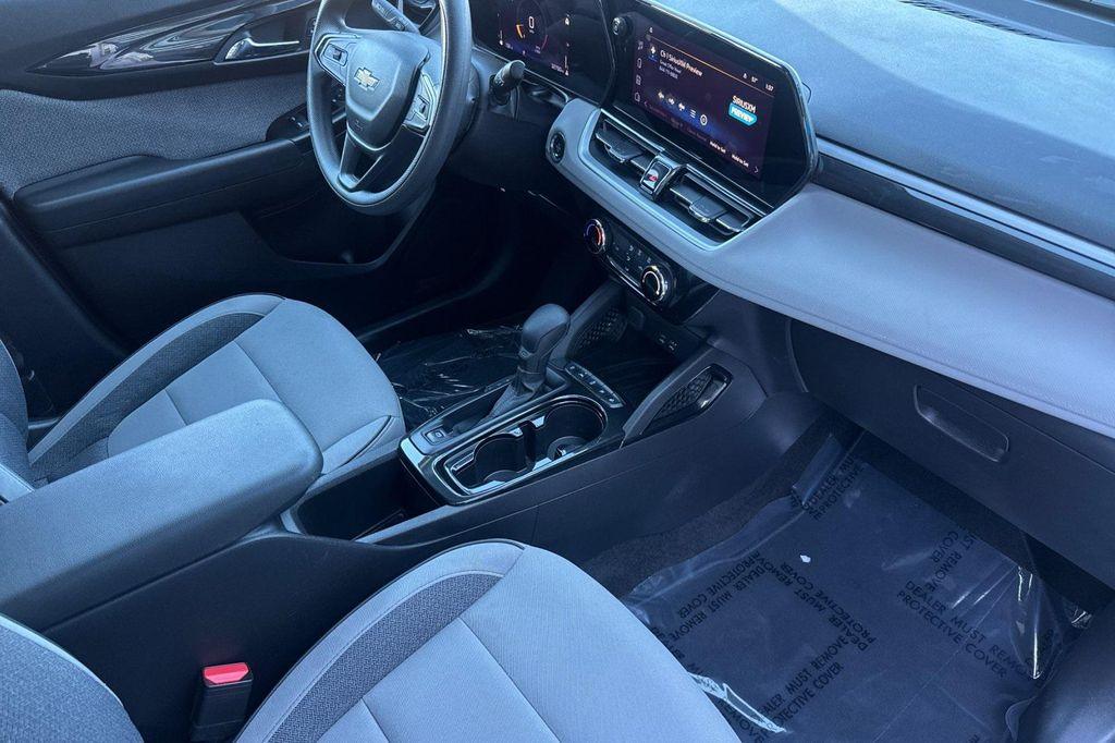 used 2025 Chevrolet TrailBlazer car, priced at $19,495