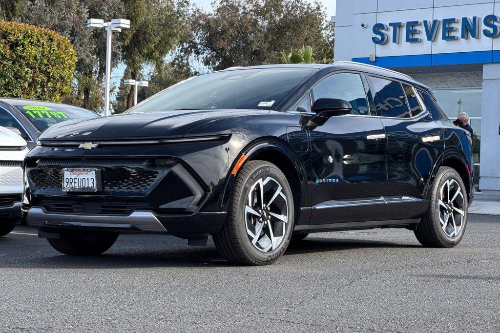 used 2025 Chevrolet Equinox EV car, priced at $23,295