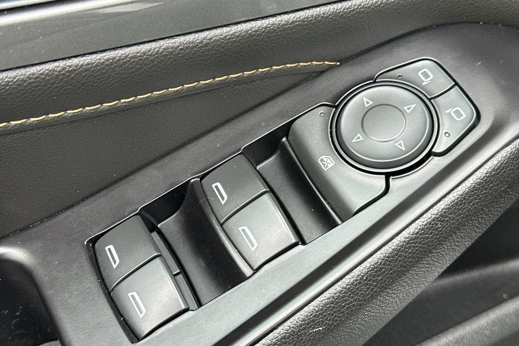 used 2020 Chevrolet Traverse car, priced at $16,575