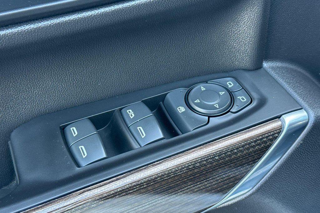 used 2022 Chevrolet Silverado 1500 car, priced at $31,792