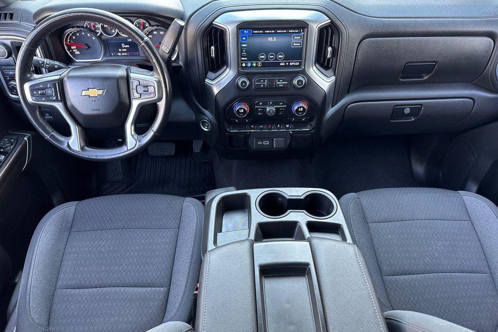 used 2022 Chevrolet Silverado 1500 car, priced at $31,792