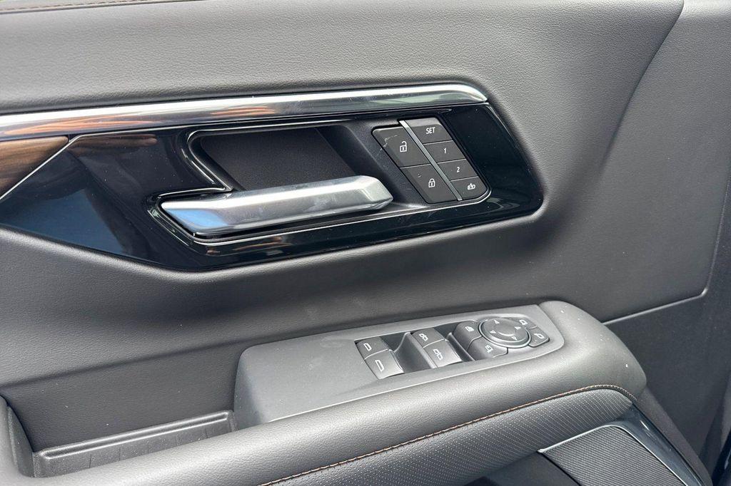 new 2026 Chevrolet Suburban car, priced at $92,011