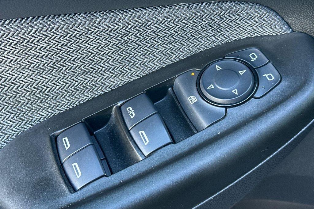 used 2023 Chevrolet TrailBlazer car, priced at $18,988