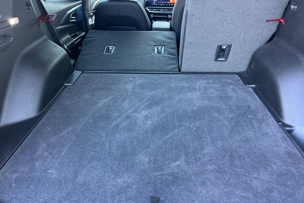 used 2025 Chevrolet Equinox EV car, priced at $23,663