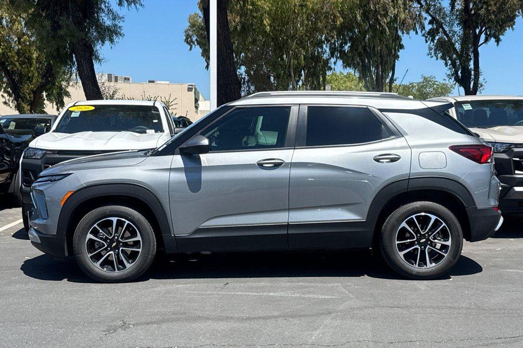 used 2024 Chevrolet TrailBlazer car, priced at $24,117