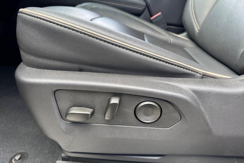 used 2025 Chevrolet Suburban car, priced at $68,625