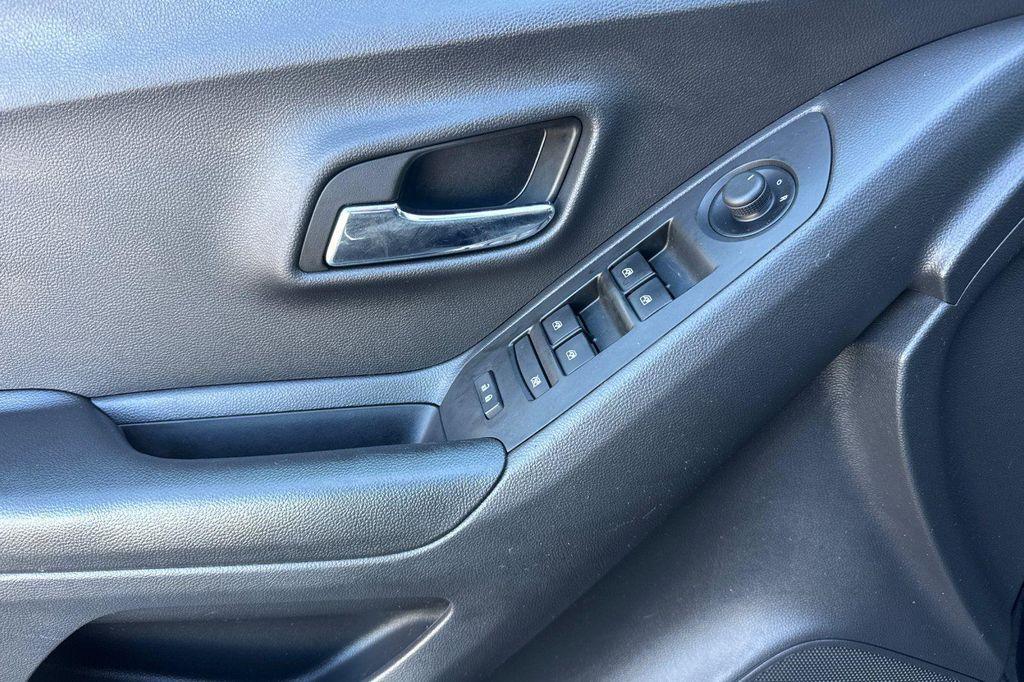 used 2021 Chevrolet Trax car, priced at $13,995