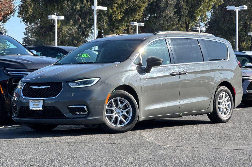 used 2022 Chrysler Pacifica car, priced at $23,797