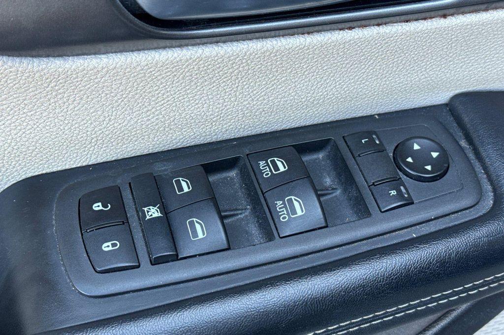 used 2022 Chrysler Pacifica car, priced at $23,797