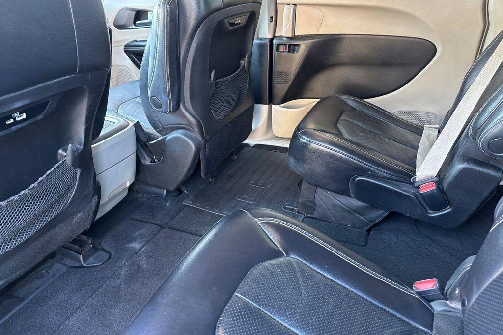 used 2022 Chrysler Pacifica car, priced at $23,797