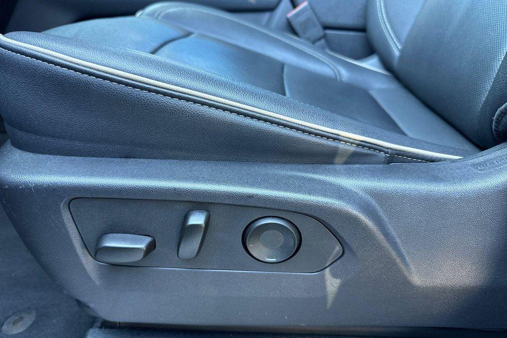 used 2025 Chevrolet Suburban car, priced at $67,519