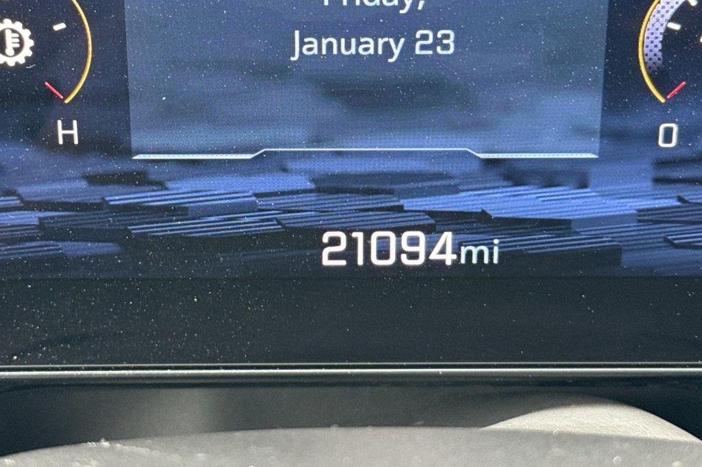 used 2025 Chevrolet Suburban car, priced at $66,888