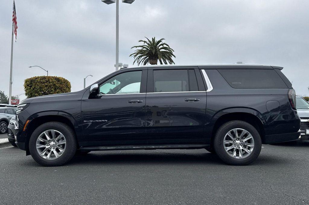 used 2025 Chevrolet Suburban car, priced at $66,888