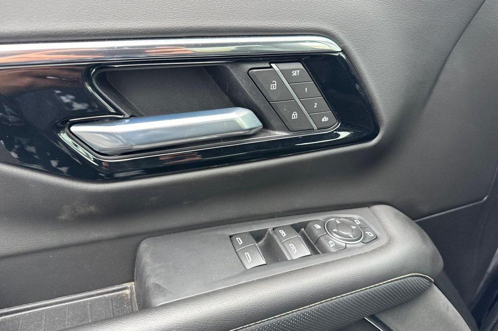 used 2025 Chevrolet Suburban car, priced at $66,888