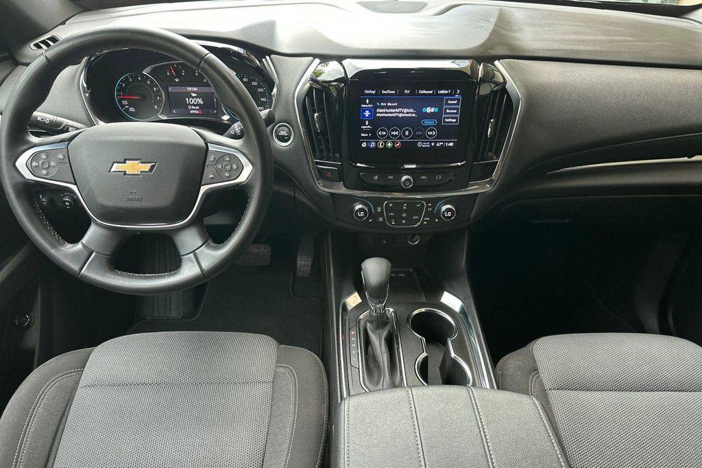 used 2023 Chevrolet Traverse car, priced at $27,997