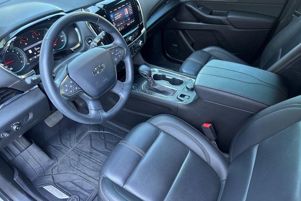 used 2023 Chevrolet Traverse car, priced at $37,677
