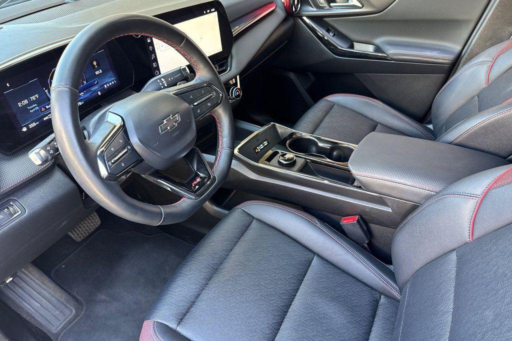 used 2025 Chevrolet Equinox car, priced at $28,880