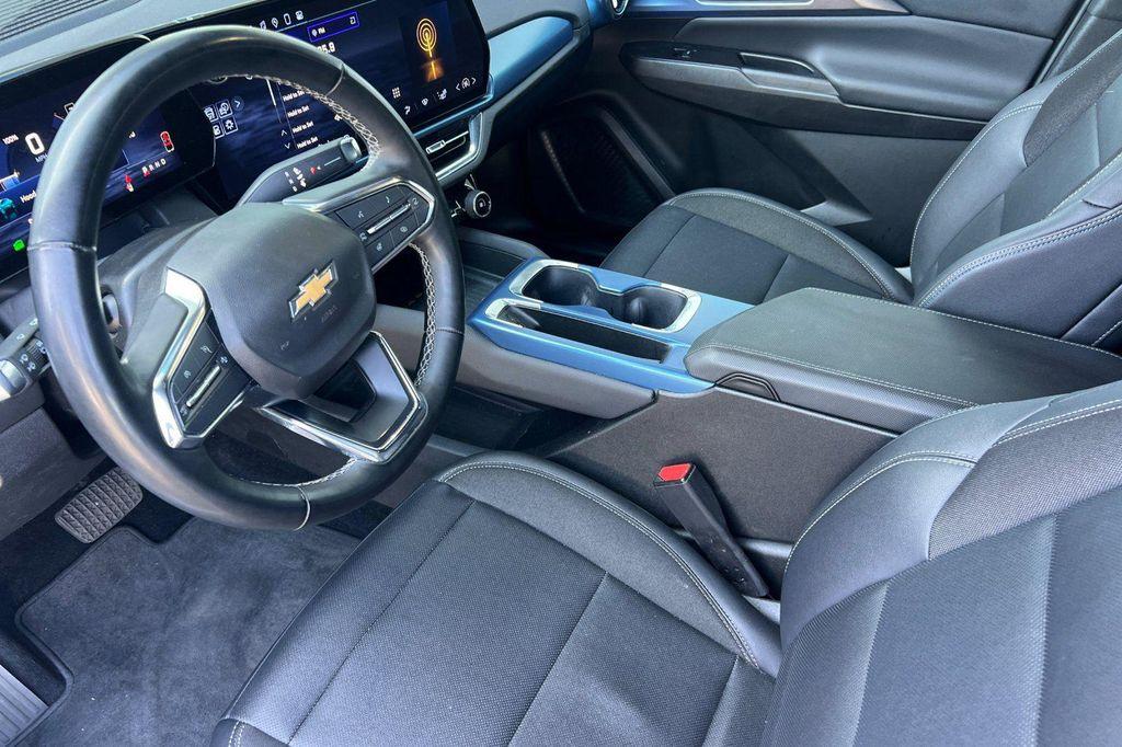 used 2025 Chevrolet Equinox EV car, priced at $22,443