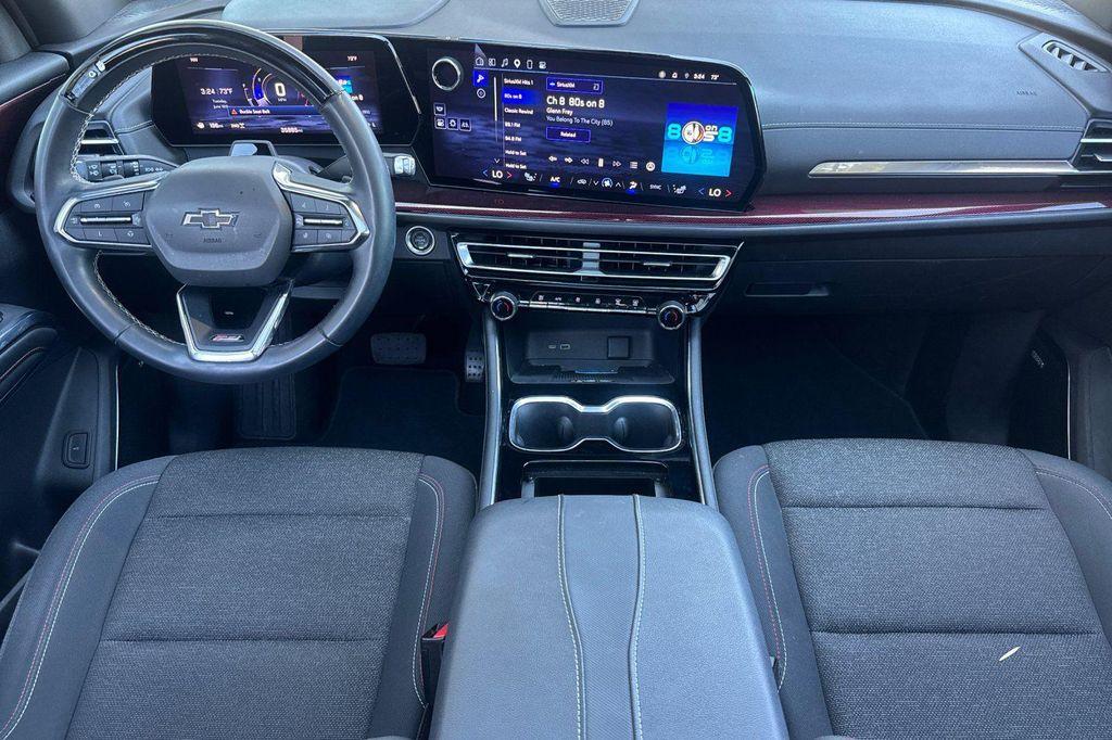 used 2024 Chevrolet Traverse car, priced at $42,581