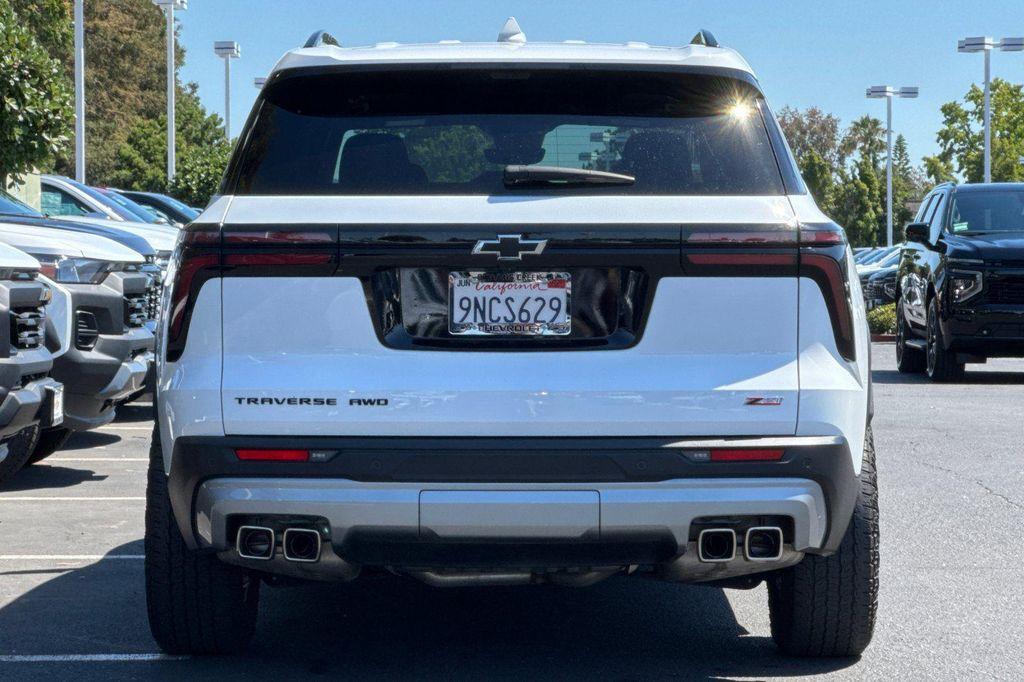 used 2024 Chevrolet Traverse car, priced at $42,581