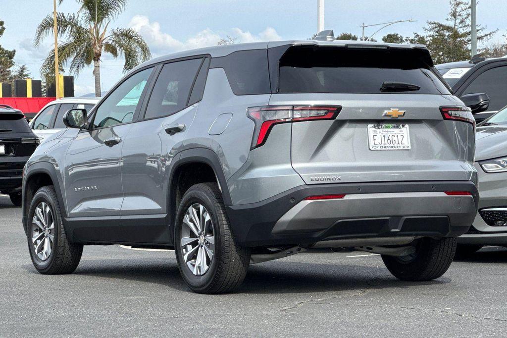 used 2026 Chevrolet Equinox car, priced at $29,395