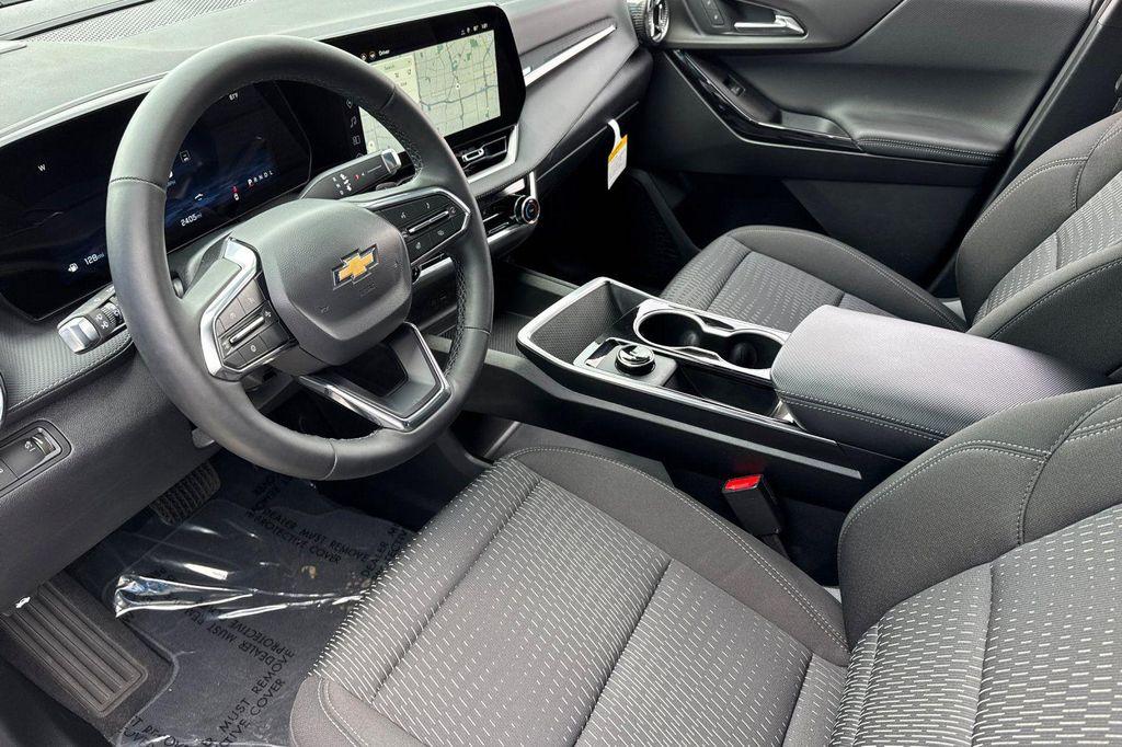 used 2026 Chevrolet Equinox car, priced at $29,395
