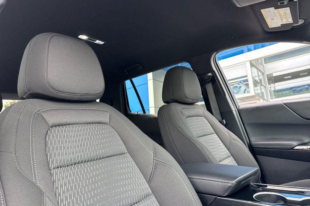 used 2026 Chevrolet Equinox car, priced at $29,395