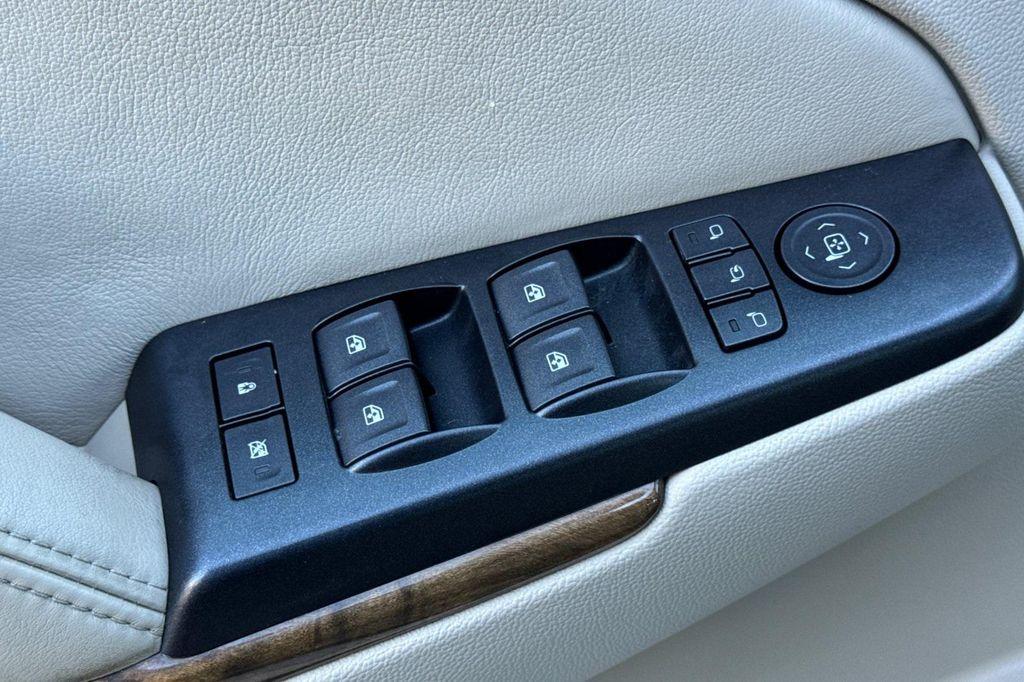 used 2015 GMC Yukon car, priced at $18,998