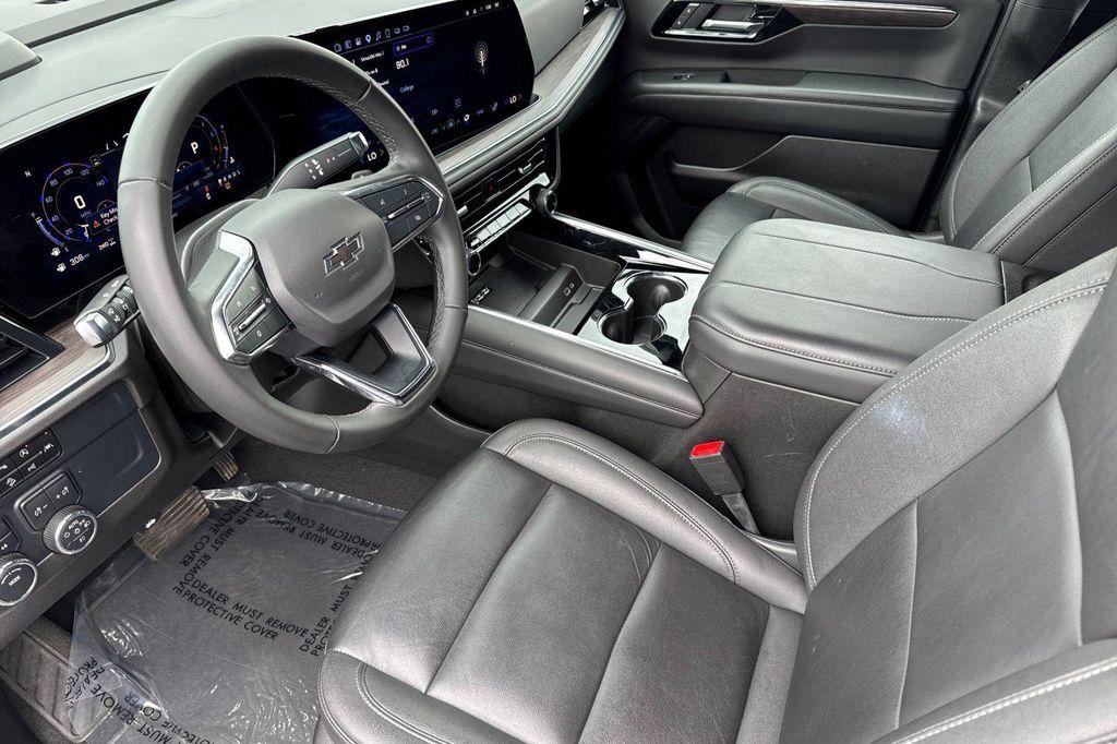 used 2025 Chevrolet Suburban car, priced at $63,379