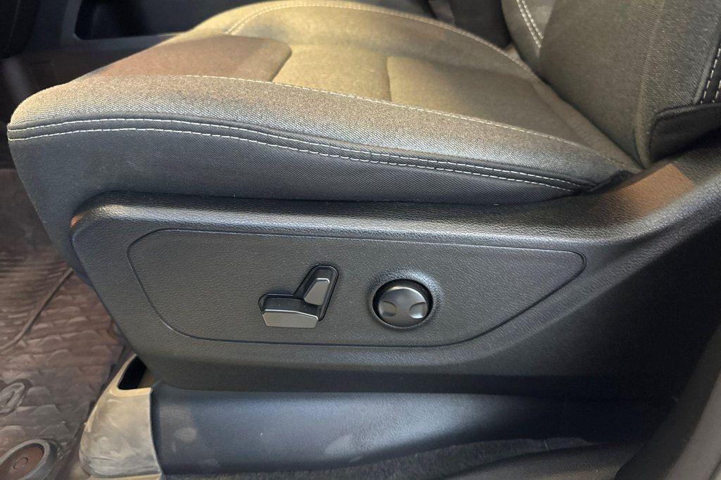 used 2022 Ram 1500 car, priced at $31,359