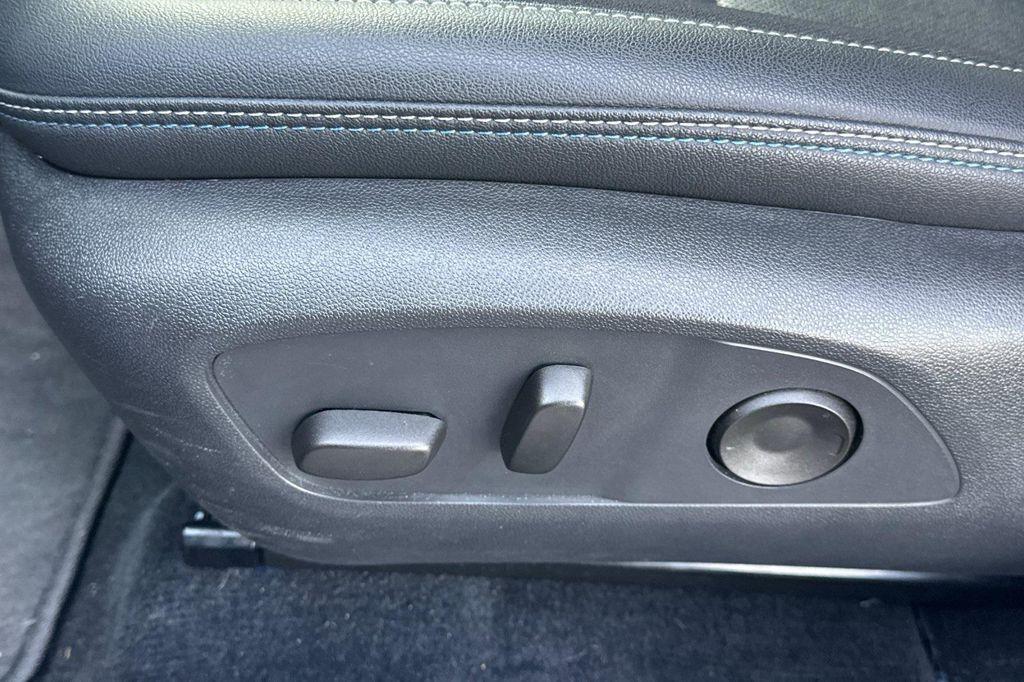 used 2025 Chevrolet Equinox EV car, priced at $23,997