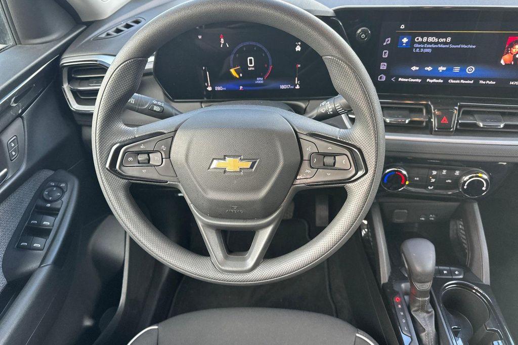 used 2025 Chevrolet TrailBlazer car, priced at $19,988