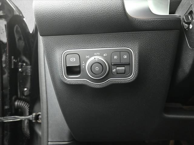 new 2026 Mercedes-Benz GLB 250 car, priced at $53,903