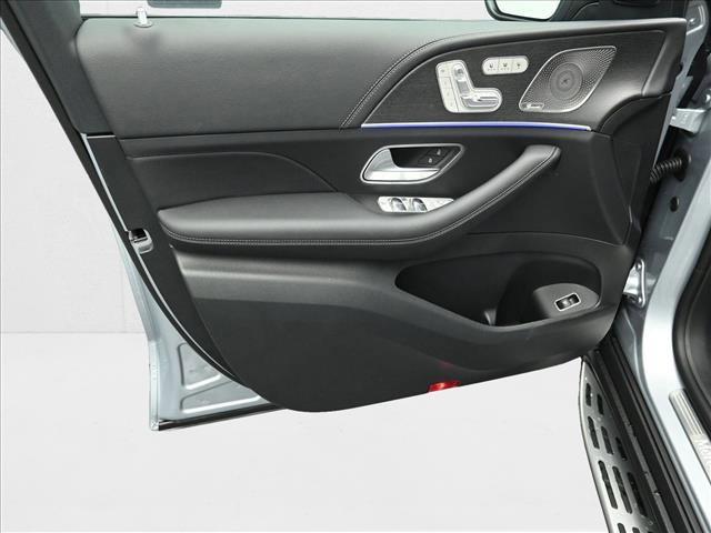 new 2026 Mercedes-Benz GLS 450 car, priced at $100,735
