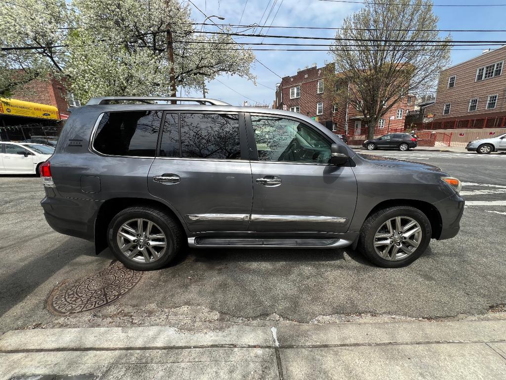 used 2014 Lexus LX 570 car, priced at $26,900
