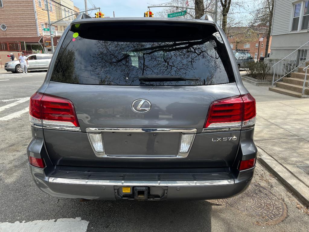 used 2014 Lexus LX 570 car, priced at $26,900