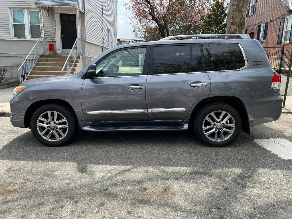 used 2014 Lexus LX 570 car, priced at $26,900