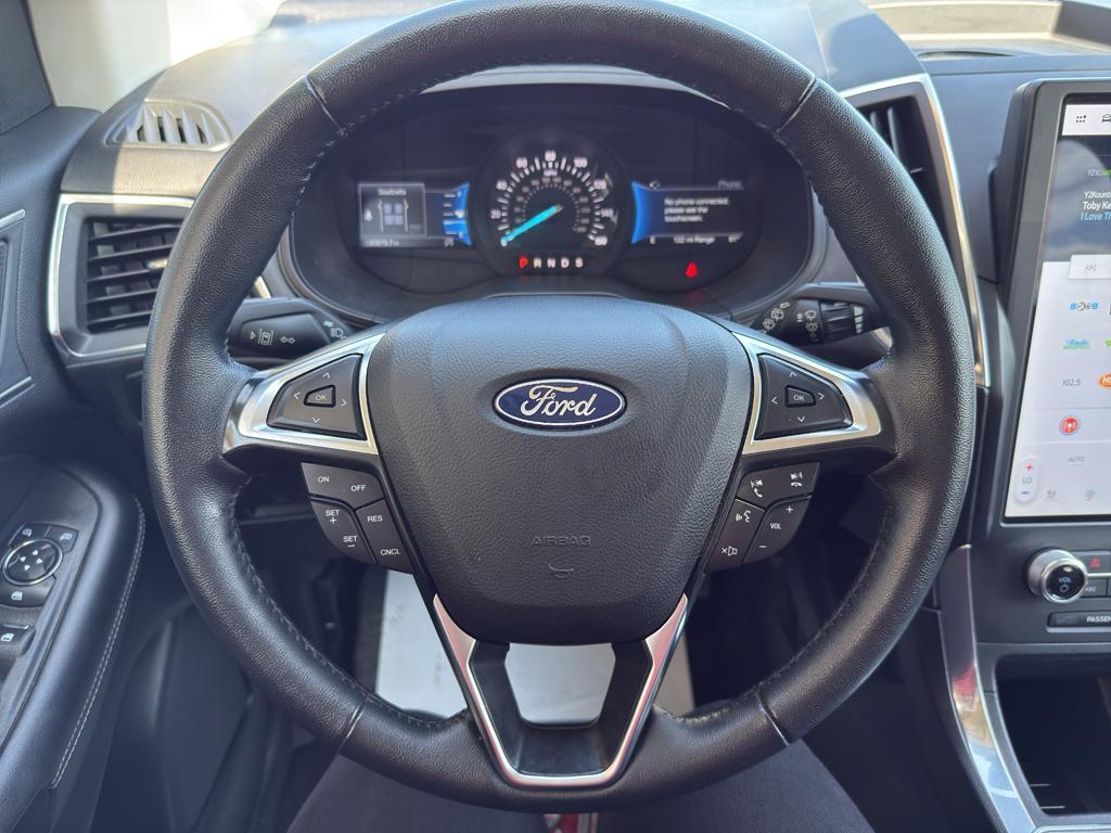 used 2024 Ford Edge car, priced at $29,999