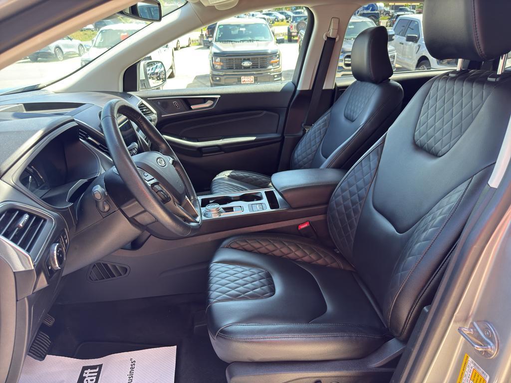 used 2024 Ford Edge car, priced at $29,999