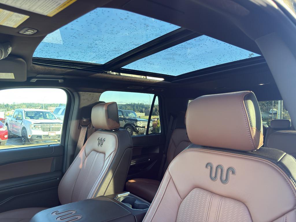 used 2024 Ford Expedition car, priced at $73,999