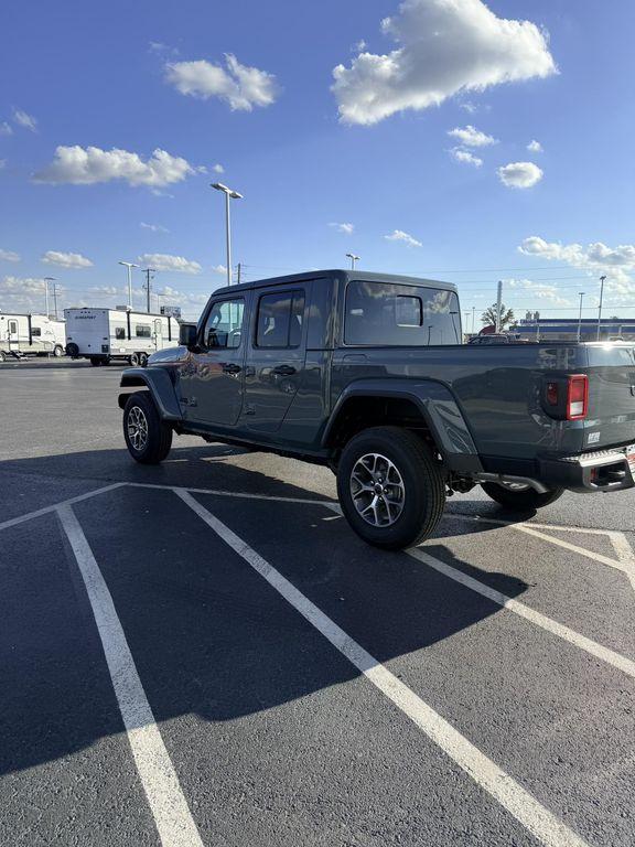 new 2026 Jeep Gladiator car, priced at $52,345