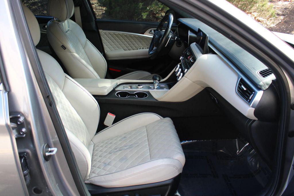 used 2022 Genesis G70 car, priced at $19,899