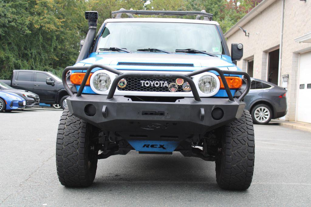 used 2007 Toyota FJ Cruiser car, priced at $13,898