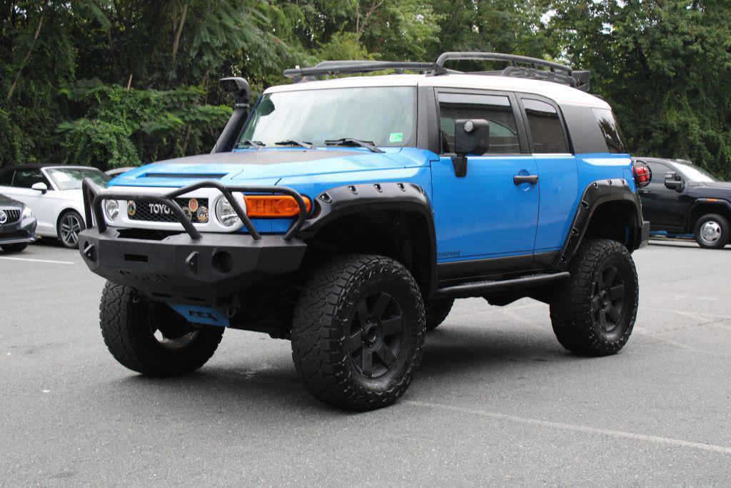 used 2007 Toyota FJ Cruiser car, priced at $13,898