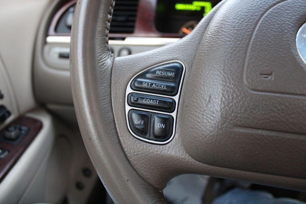 used 2003 Lincoln Town Car car, priced at $8,977